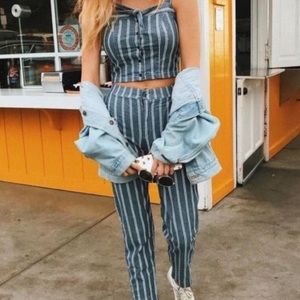 Brandy Melville Striped Tildens